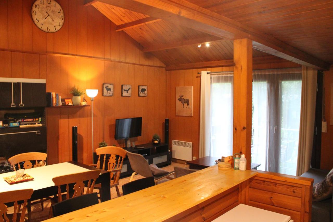 Chalet Ardennais 240 - La Boverie - Rendeux ภายนอก รูปภาพ